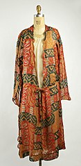 Category:Chéruit clothing in the Metropolitan Museum of Art - Wikimedia ...