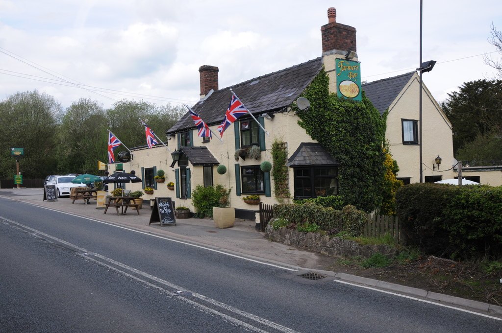 Small picture of The Farmers Boy Inn courtesy of Wikimedia Commons contributors