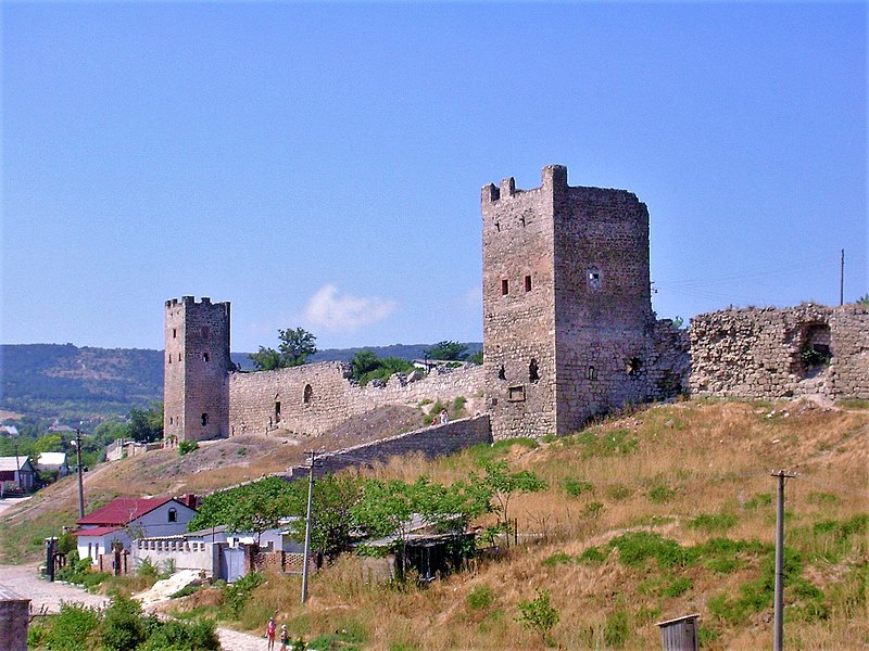 File:Theodosia castle.JPG