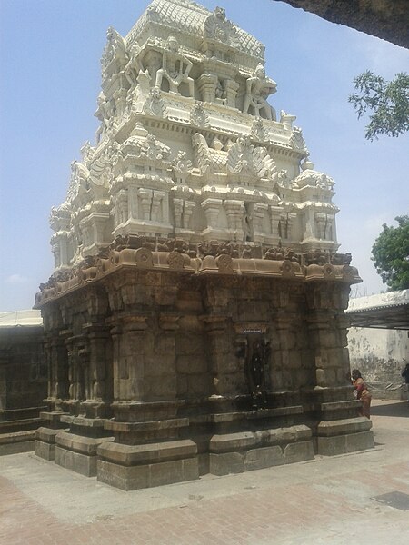 File:Thiru Muruganathasvami Temple Avinashi Coimbatore Tamil Nadu 24.jpg