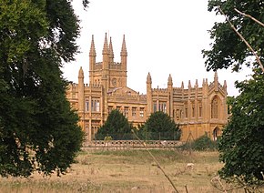 Toddington Manor Toddington Manor - geograph.org.uk - 49563.jpg