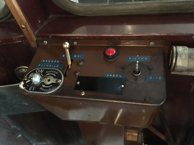 File:Tram controls in transit museum (29016843247).jpg