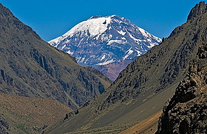 Volcan Tupungato, aujourd'hui éteint (6 570 mètres).