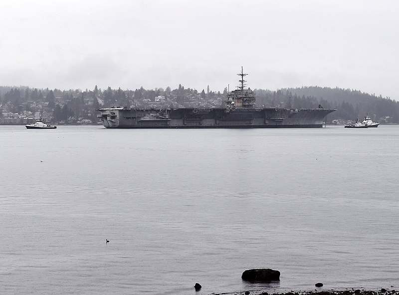 File:USS Independence (CV-62) is towed to the breaker's yard on 11 March 2017.JPG