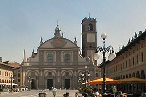 Vigevano Piazza 1.jpg