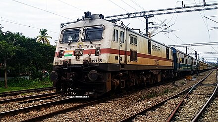 Vijayawada WAP7 39155.jpg