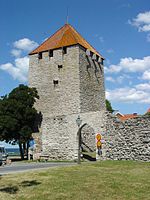 Kruttornet, la plus ancienne tour du mur