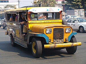 ** Jeepney ** 300px-WTMP_Manila_Bloggers_Network_E-14