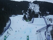 Foto av Whistler Creekside-løypa som alpinanleggene foregår på.