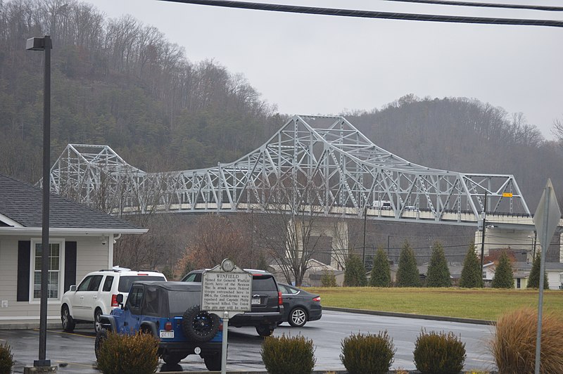 File:Winfield Toll Bridge.jpg