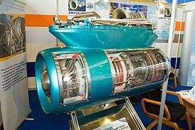 Modelo dividido del motor R95TM-300 (Foto de la exposición "Motores-2008")