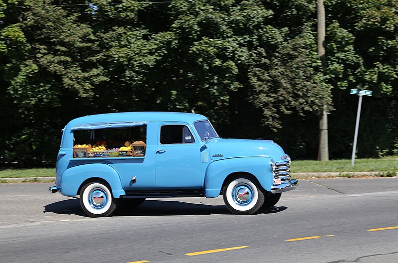 File:1953 Chevrolet 3100 Canopy Express.jpg