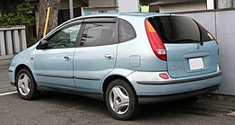 1998-2002 NISSAN Tino arrière.jpg