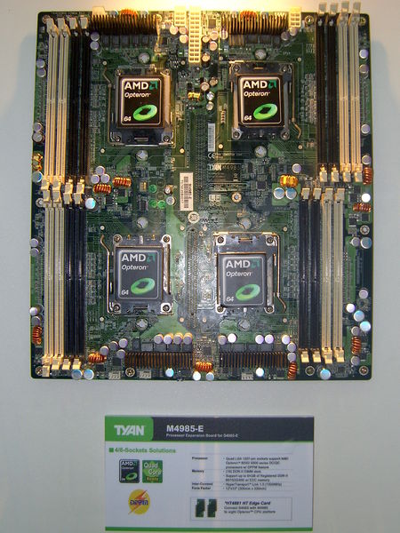 Tập tin:2008Computex Tyan M4985-E.jpg