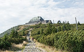 Ορεινή καλύβα στη Σρενίτσα