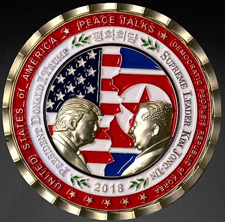 Tập tin:2018 Trump-Kim summit commemorative coin.jpg