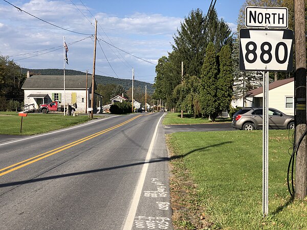 PA 880 northbound in Crawford Township