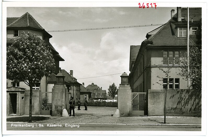 File:26517-Frankenberg-1935-Kaserne-Brück & Sohn Kunstverlag.jpg