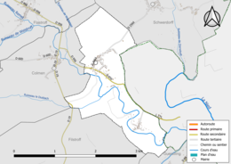 Carte en couleur présentant le réseau hydrographique de la commune