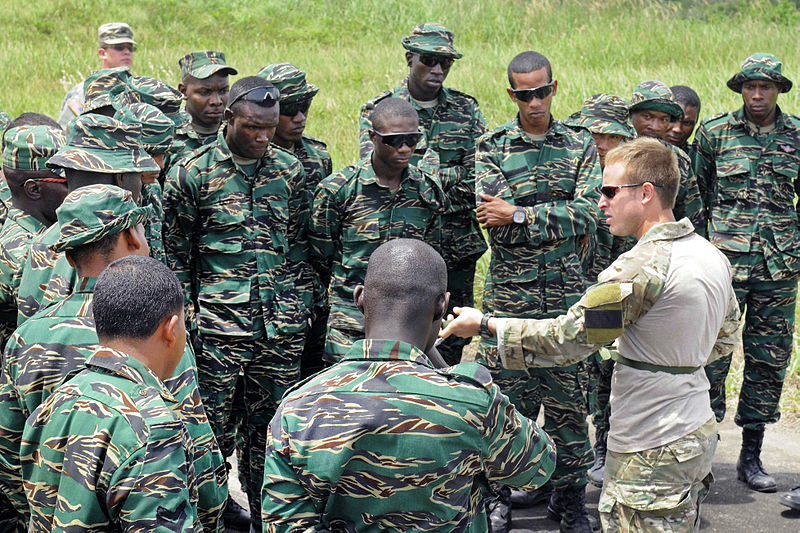 File:7 SFG explains air assault techniques to GDF soldiers.jpg