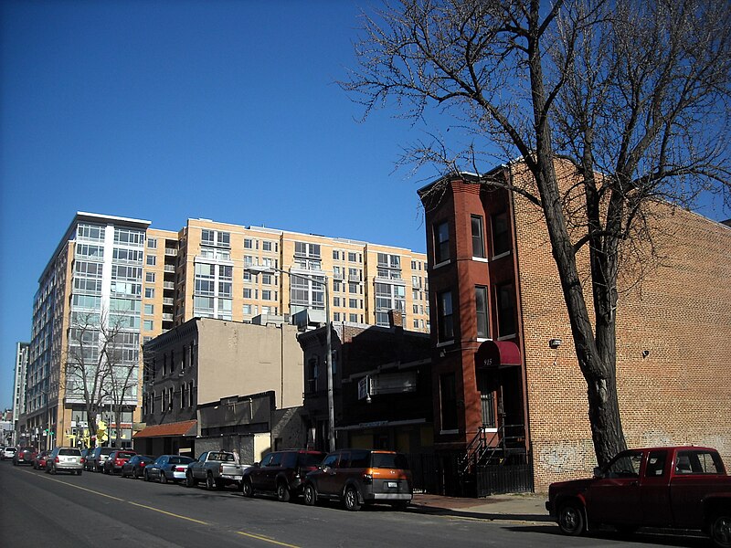 File:900 block of 5th Street NW.jpg