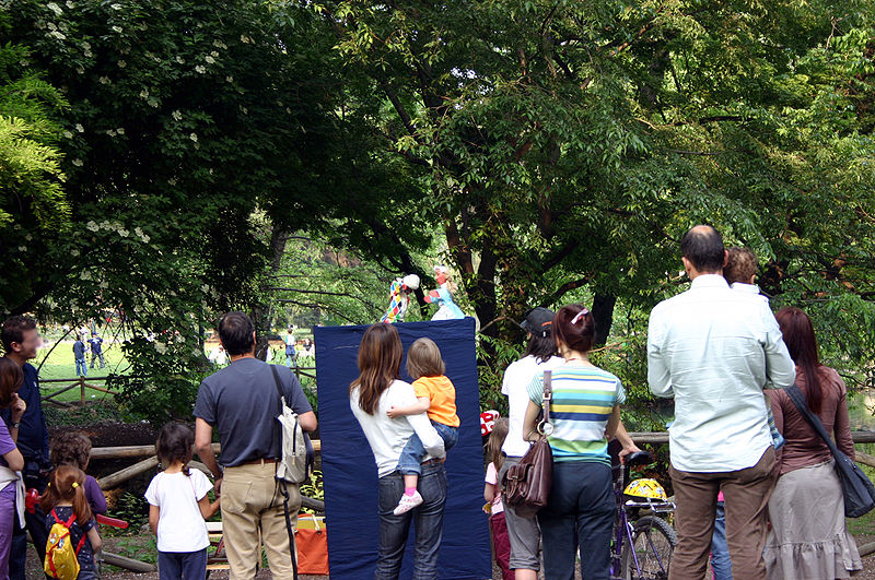 File:9302 - Milano - Giardini Pubblici - Burattinaio - Foto Giovanni Dall'Orto 22-Apr-2007.jpg