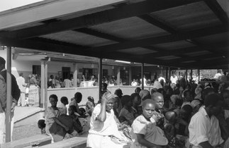 Outpatient clinic of the Mulago hospital, Kampala, Uganda, 1961