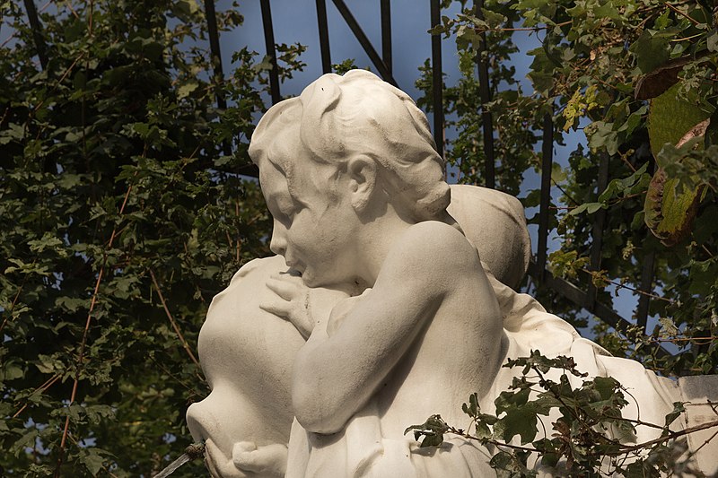 File:AT-20134 Empress Elisabeth monument (Volksgarten) -hu- 3866.jpg