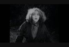 Mormona domservistino (1917) - Mae Murray.jpg