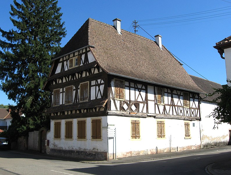 File:Altdorf Schlossstr 34.jpg