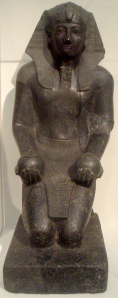 File:AmenhotepII-StatueMakingOfferings MuseumOfFineArtsBoston.png