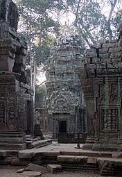 Angkor-Ta Prohm, laissé dans un état proche de sa découverte