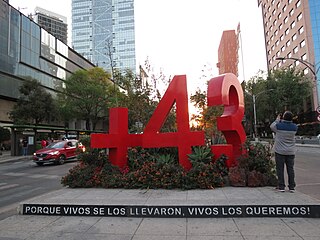 <i>Antimonumento +43</i> Anti-monument in Mexico City, Mexico