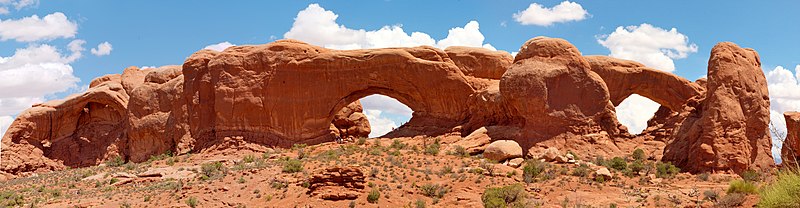 File:Arches Nationalpark Windows.jpg