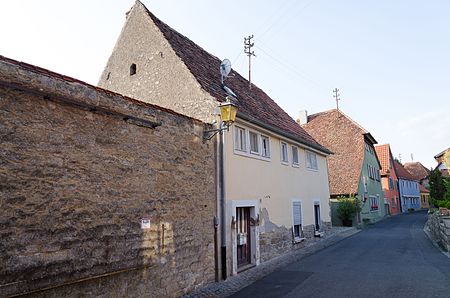 Aub, Neuertgasse 12 001