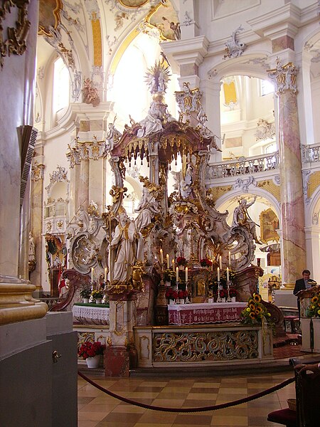 File:Bad Staffelstein Basilika Vierzehnheiligen Innen Gnadenaltar 03.JPG