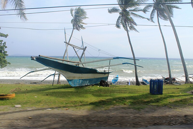 File:Banca On The Seashore.jpg