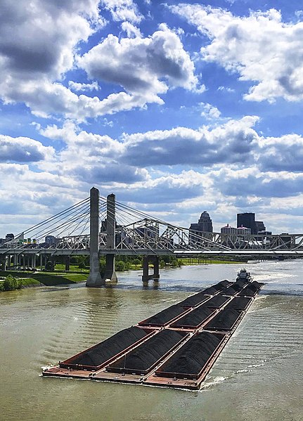 File:Barge on Ohio River.jpg