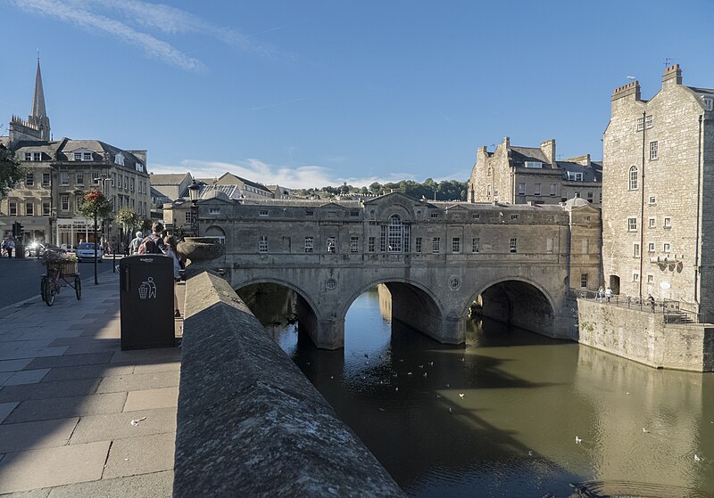 File:Bath monuments August 2016 25.jpg