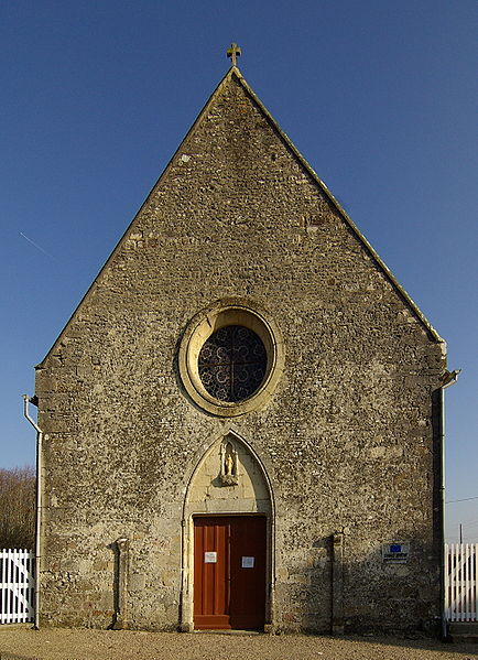 File:Bazoches-au-Houlme église 01.jpg