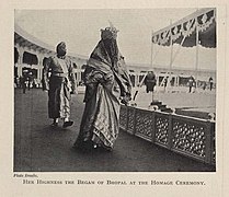 Begum of Bhopal at the Delhi Darbar homage ceremony, 1911.jpg