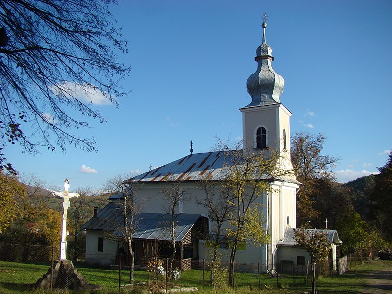 File:Biserica ucraineana din Costiui (19).JPG