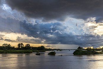 Le Mékong vu de Don Det, île de l'archipel Si Phan Don, au sud du Laos, près de la frontière cambodgienne. (définition réelle 6 591 × 4 394)