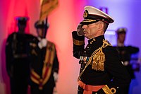 Korpscommandant brigadegeneraal der mariniers Jan Hut in het ceremoniële tenue tijdens de commando-overdracht