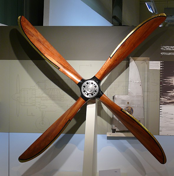 File:Bristol museum propeller.JPG