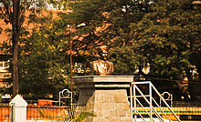 Bust of Visvesvarayya facing the main building Bust of Sir Visvesvarayya facing the College's Main building.jpg