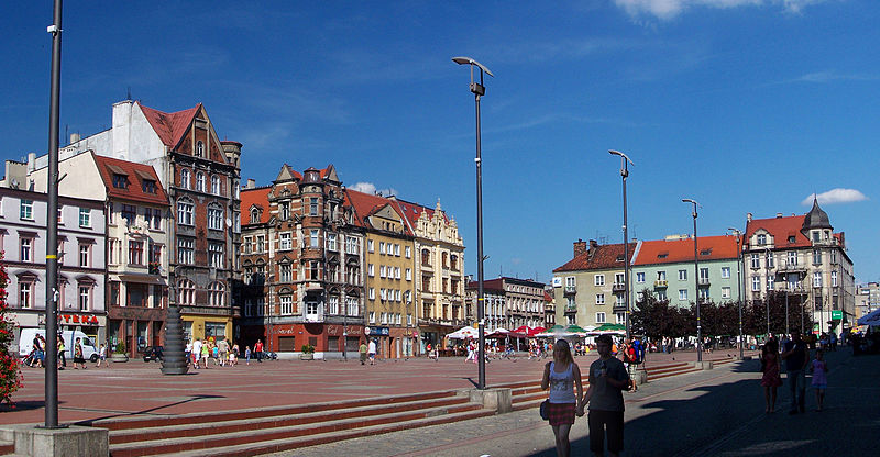 File:Bytom - Market Square 01.jpg