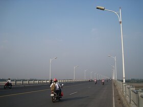 Cầu Vĩnh Tuy.JPG