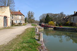 Aisy-sur-Armançon