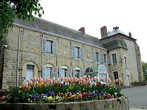 Chateau-Nangis-mairie.jpg
